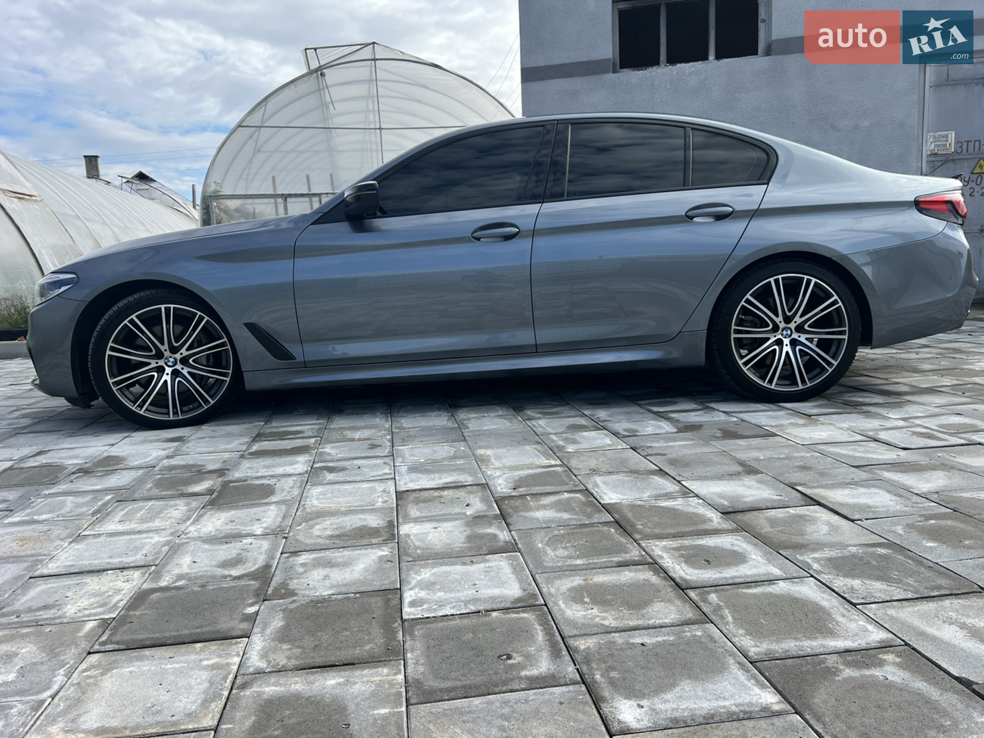 2017 BMW 5er - мініатюра 3