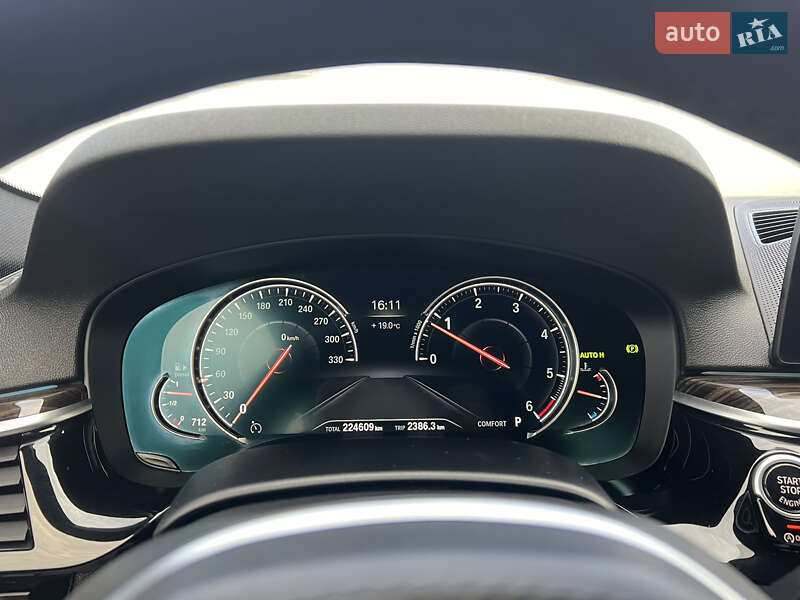 Седан BMW 5 Series 2017 в Иршаве фото 23 Седан BMW 5 Series 2017 в Иршаве