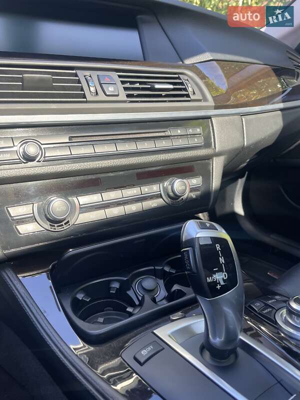 Седан BMW 5 Series 2010 в Одессе