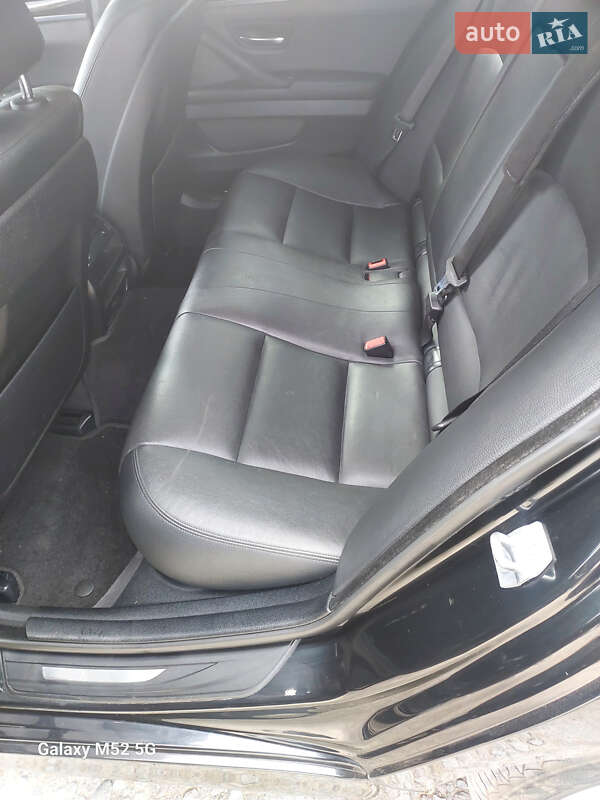 Седан BMW 5 Series 2014 в Львове