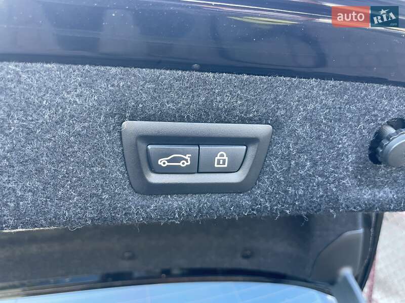 Седан BMW 5 Series 2017 в Львове фото 43 Седан BMW 5 Series 2017 в Львове