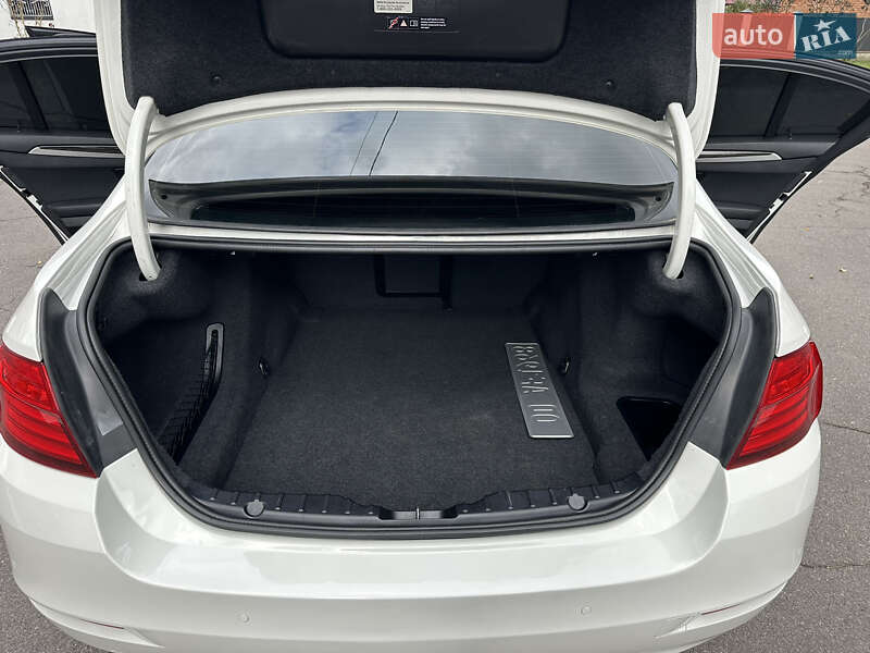 Седан BMW 5 Series 2016 в Виннице фото 40 Седан BMW 5 Series 2016 в Виннице