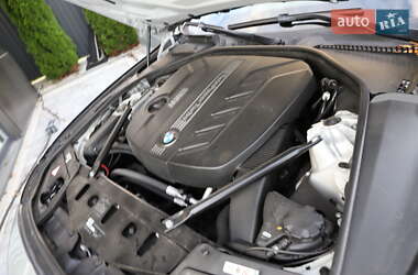 Седан BMW 5 Series 2013 в 