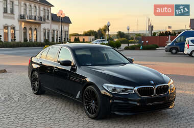 Седан BMW 5 Series 2019 в Мукачевому