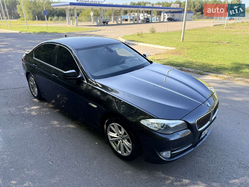 Седан BMW 5 Series 2011 в Ковелі