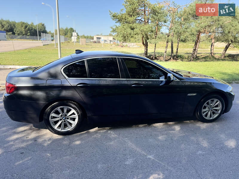 Седан BMW 5 Series 2011 в Ковелі