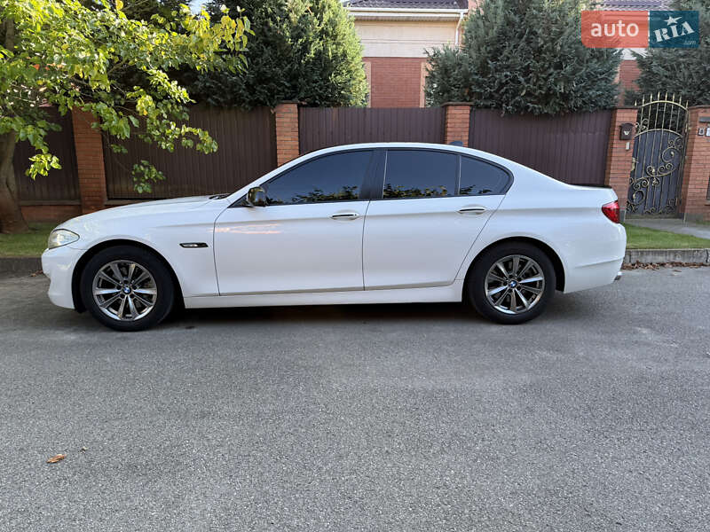 Седан BMW 5 Series 2012 в Києві