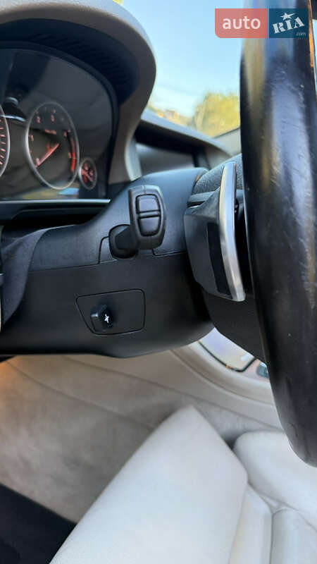 Седан BMW 5 Series 2010 в Хороле фото 20 Седан BMW 5 Series 2010 в Хороле