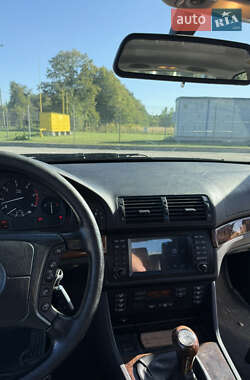 Универсал BMW 5 Series 1999 в  фото 12 Универсал BMW 5 Series 1999 в