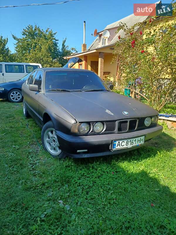 BMW 5 Series 1990 BMW 5 Series 1990