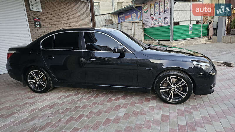 Седан BMW 5 Series 2008 в Южноукраинске