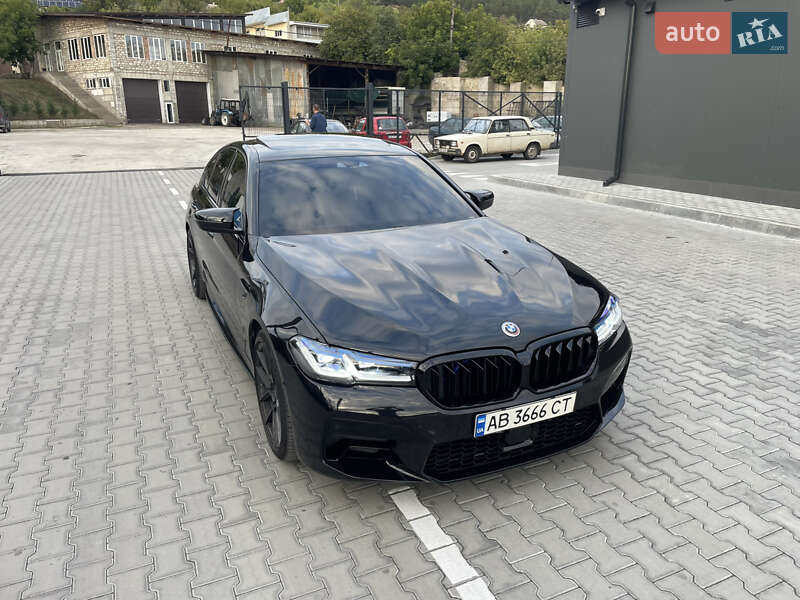 Седан BMW 5 Series 2018 в Виннице