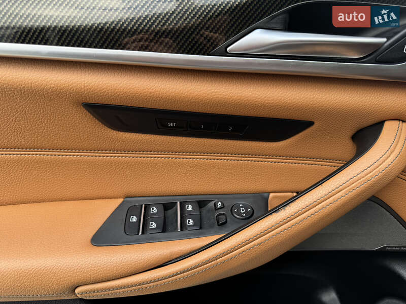 Седан BMW 5 Series 2018 в Виннице