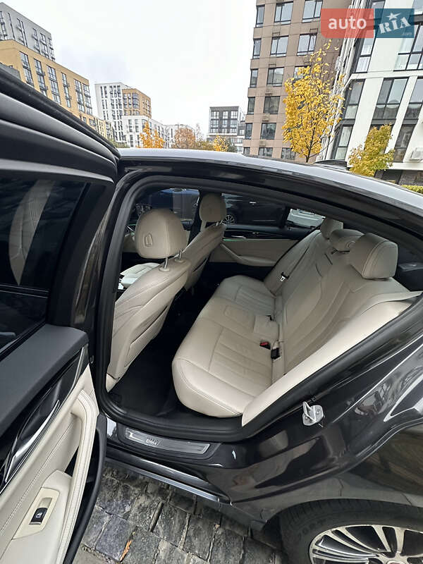 Седан BMW 5 Series 2017 в Києві