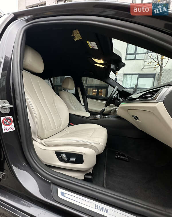 Седан BMW 5 Series 2017 в Києві