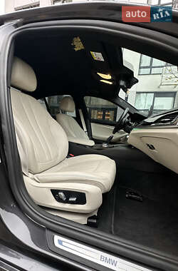 Седан BMW 5 Series 2017 в 