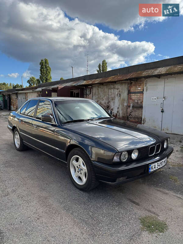 Седан BMW 5 Series 1990 в Киеве фото 2 Седан BMW 5 Series 1990 в Киеве