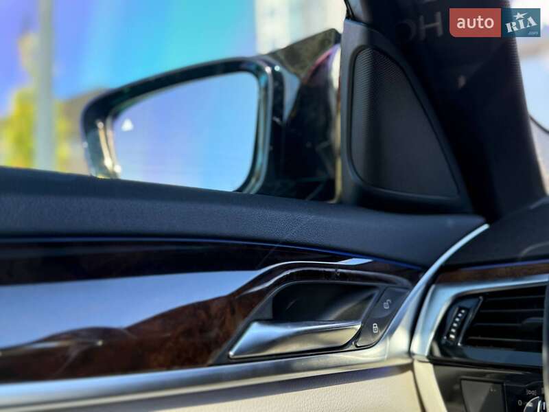 Седан BMW 5 Series 2018 в Киеве фото 20 Седан BMW 5 Series 2018 в Киеве