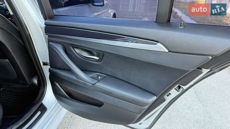 Седан BMW 5 Series 2011 в Києві