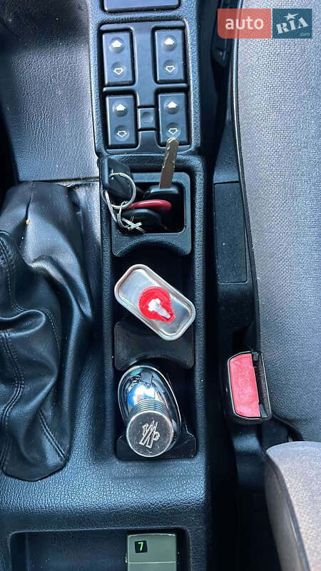 Седан BMW 5 Series 1993 в Киеве