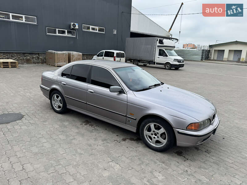 BMW 5 Series 1999