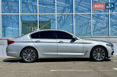 Седан BMW 5 Series 2017 в 