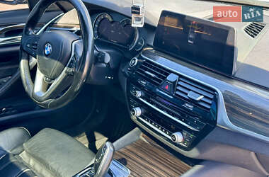 Седан BMW 5 Series 2017 в 