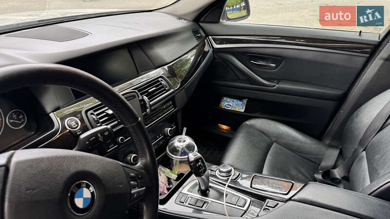 Седан BMW 5 Series 2012 в Запоріжжі