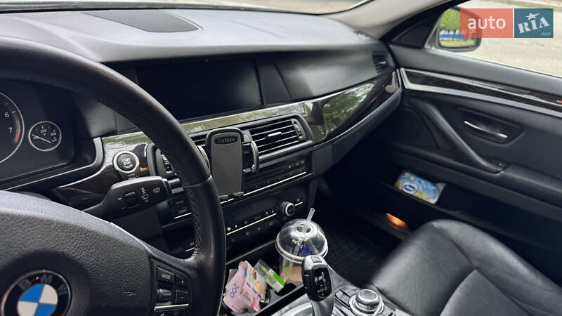 Седан BMW 5 Series 2012 в Запоріжжі