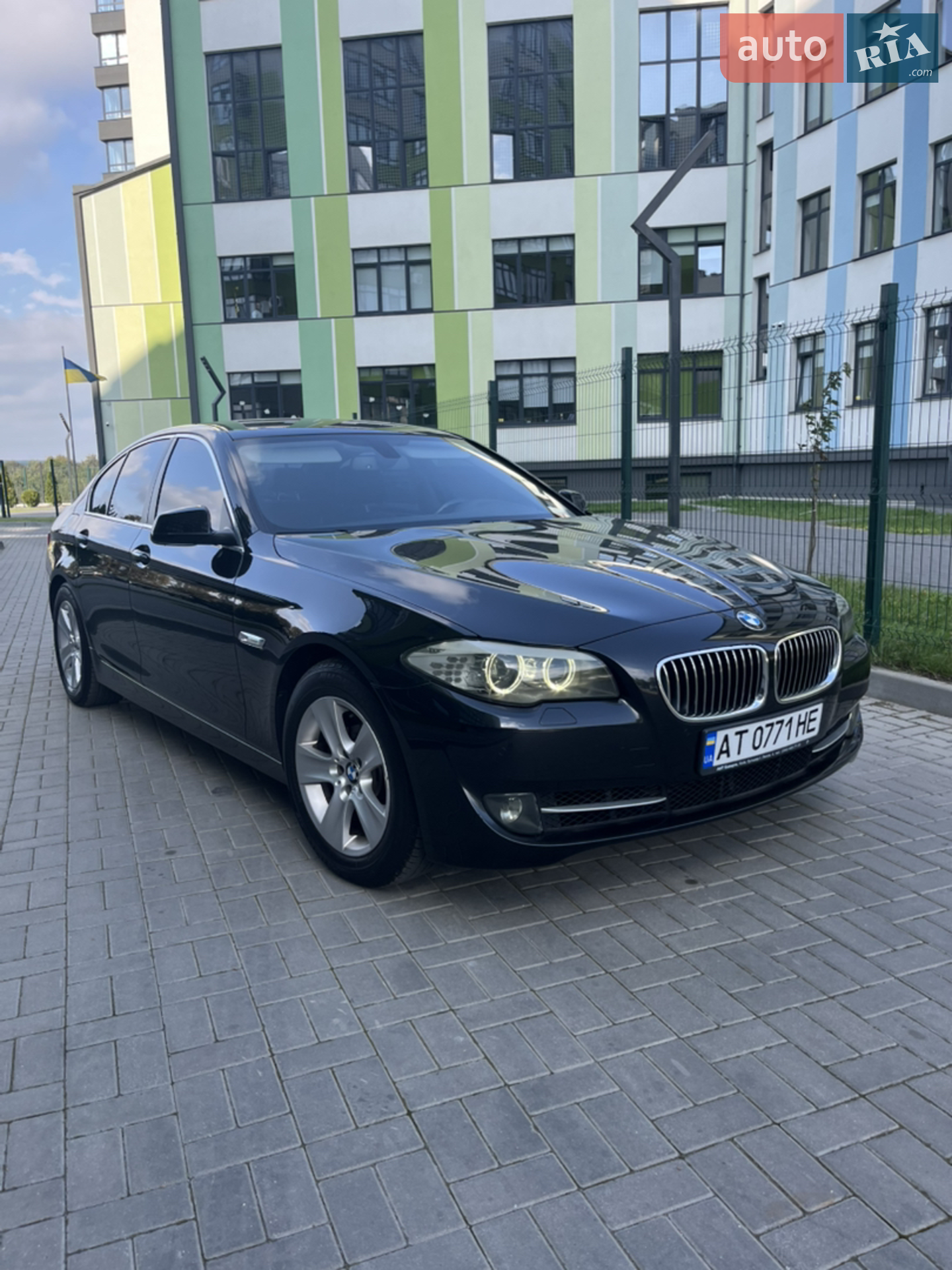 2013 BMW 5er - мініатюра 2