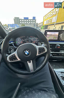 Седан BMW 5 Series 2023 в 