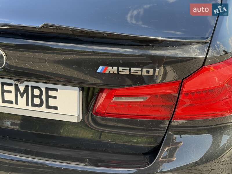 Седан BMW 5 Series 2017 в Львові