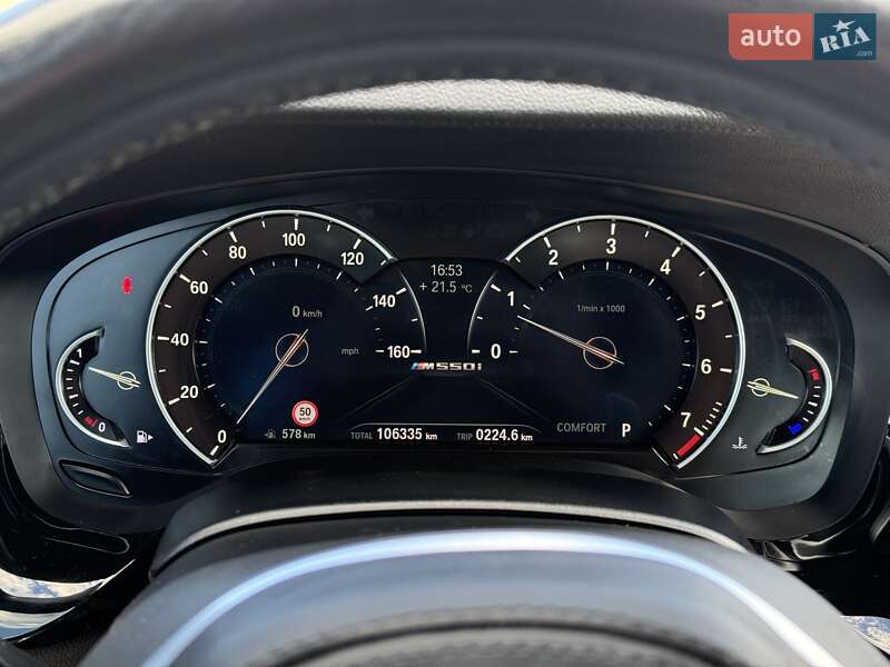 Седан BMW 5 Series 2017 в Львові