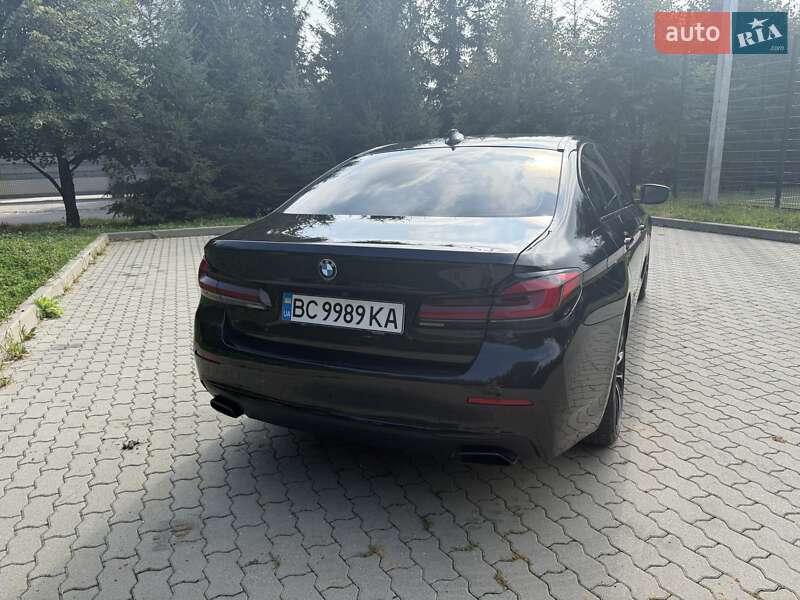 Седан BMW 5 Series 2021 в Львове