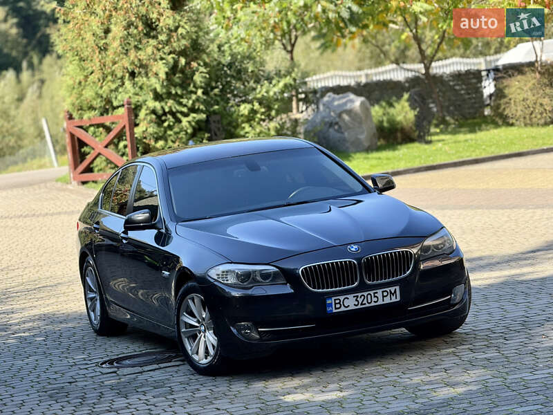 Седан BMW 5 Series 2012 в Міжгір'ї