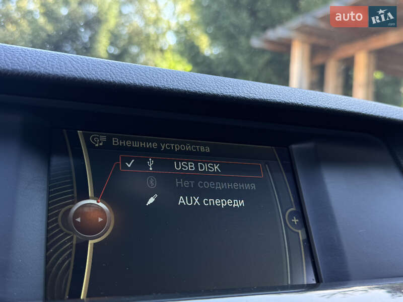 Седан BMW 5 Series 2012 в Міжгір'ї