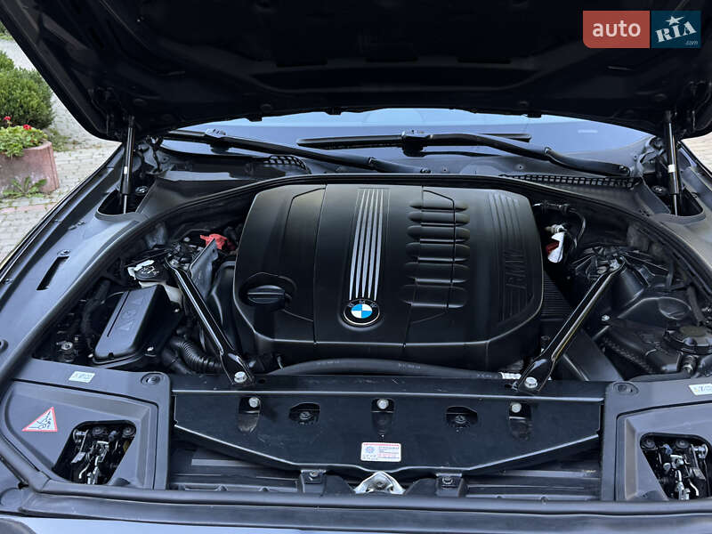 Седан BMW 5 Series 2012 в Міжгір'ї