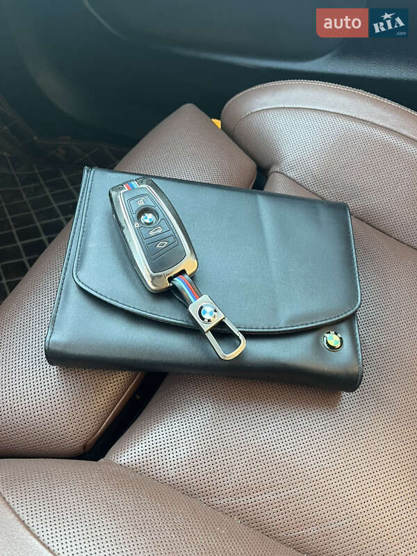 Седан BMW 5 Series 2012 в Лубнах