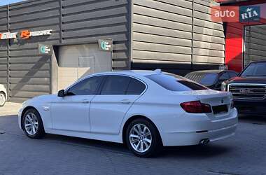 Седан BMW 5 Series 2013 в 