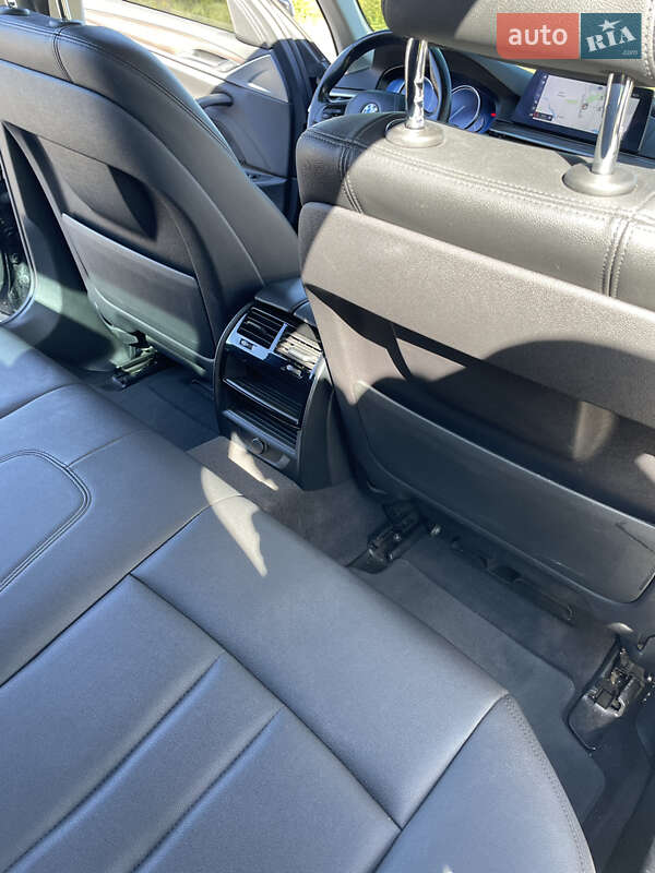 Седан BMW 5 Series 2017 в Хмельницком