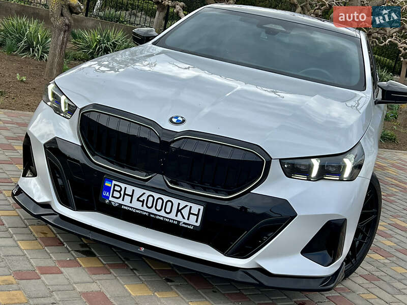 Седан BMW 5 Series 2023 в Одесі