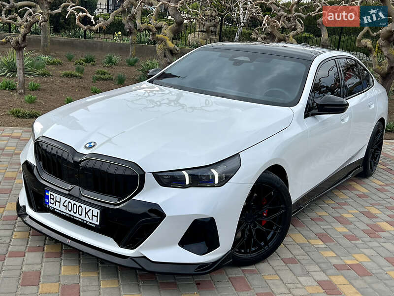 Седан BMW 5 Series 2023 в Одесі