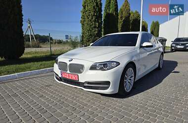 Седан BMW 5 Series 2015 в Львові