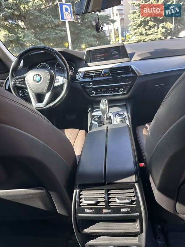 Седан BMW 5 Series 2017 в Ивано-Франковске фото 14 Седан BMW 5 Series 2017 в Ивано-Франковске