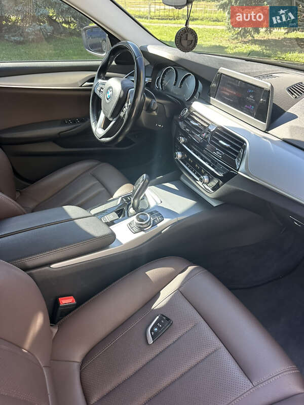 Седан BMW 5 Series 2017 в Ивано-Франковске фото 6 Седан BMW 5 Series 2017 в Ивано-Франковске