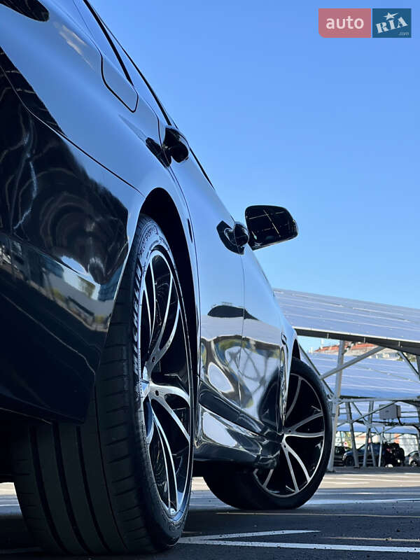 Седан BMW 5 Series 2015 в Киеве