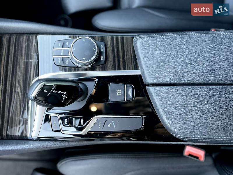 Седан BMW 5 Series 2017 в Киеве фото 35 Седан BMW 5 Series 2017 в Киеве