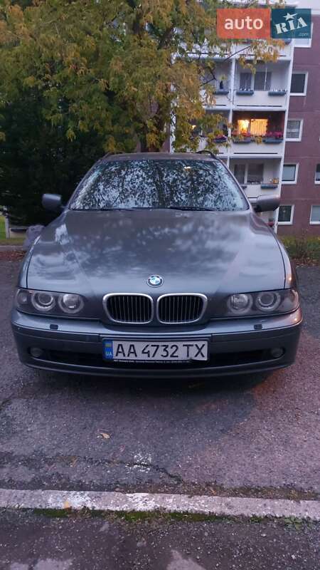 Універсал BMW 5 Series 2002 в Києві