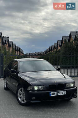 Седан BMW 5 Series 2000 в Виннице