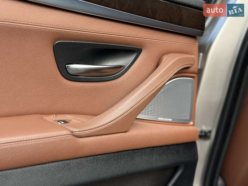 Седан BMW 5 Series 2013 в Івано-Франківську